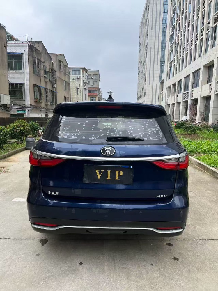 襄阳19年比亚迪宋MAX4