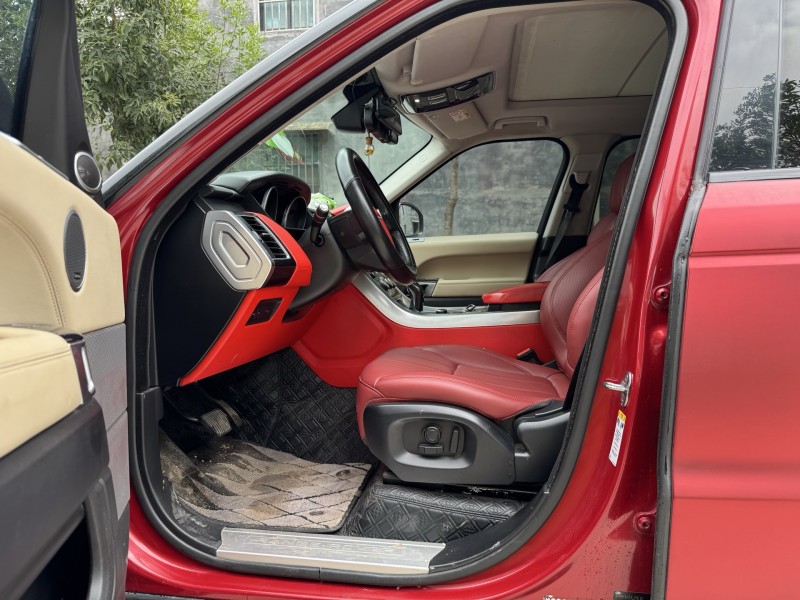 新乡16年路虎揽胜运动9