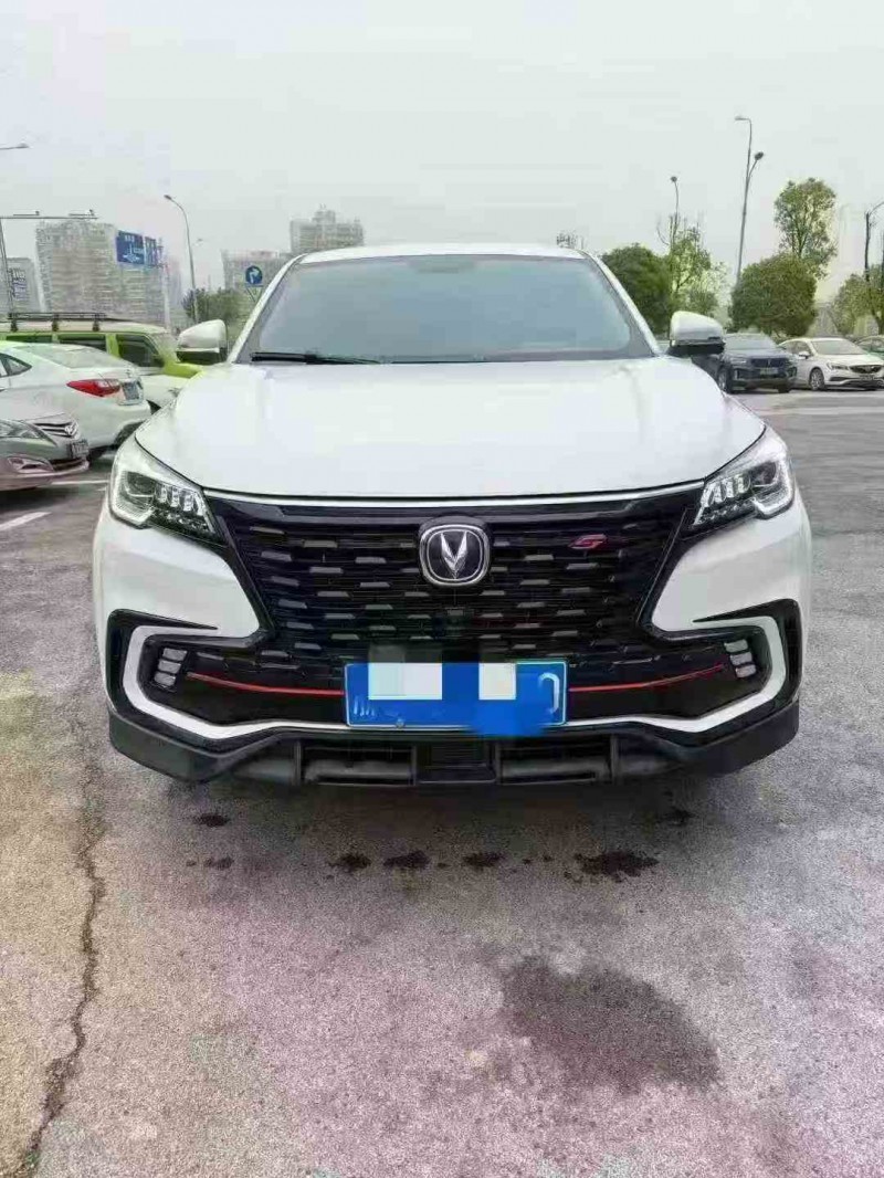 景德镇22年长安汽车CS851