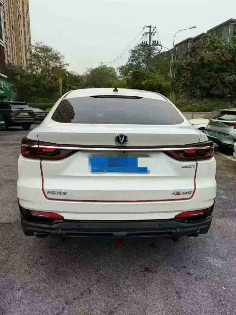 景德镇22年长安汽车CS857