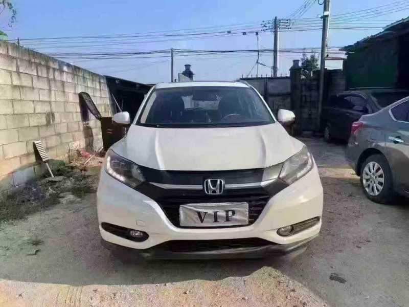 珠海15年本田缤智1