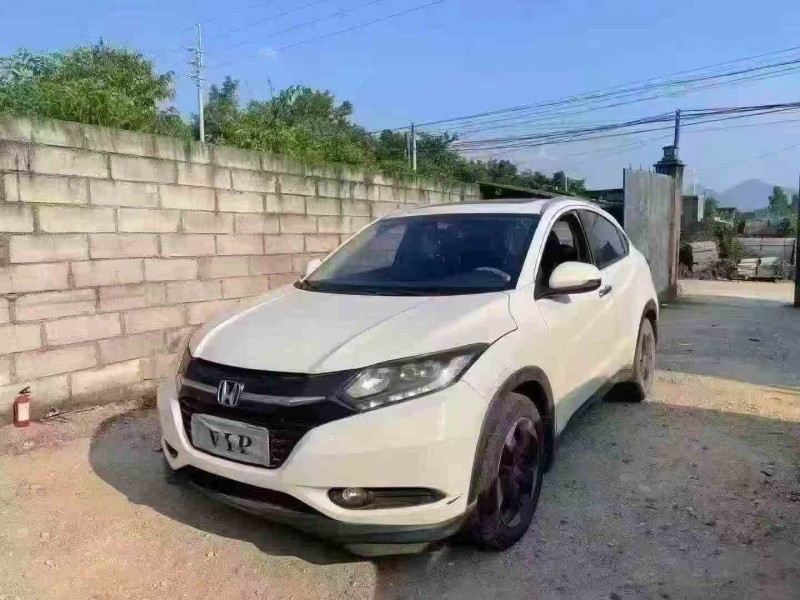 珠海15年本田缤智2