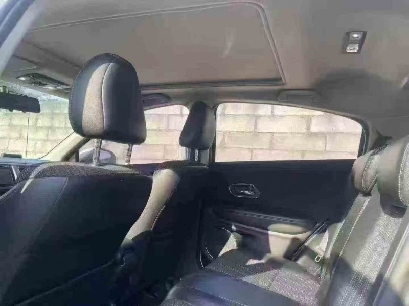 珠海15年本田缤智5