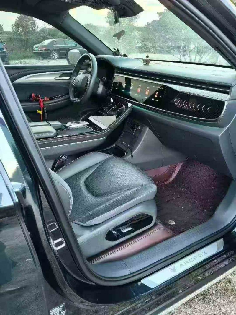 韶关23年极狐汽车阿尔法4