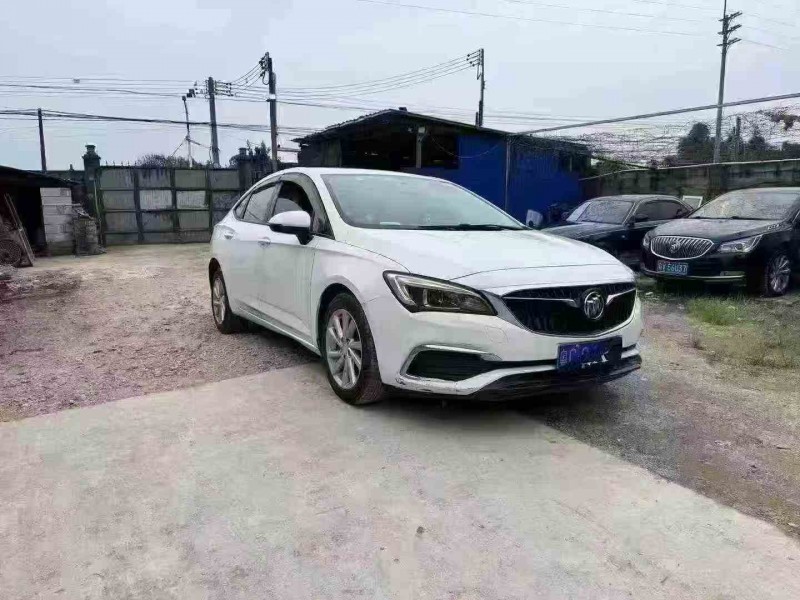 深圳19年别克威朗2