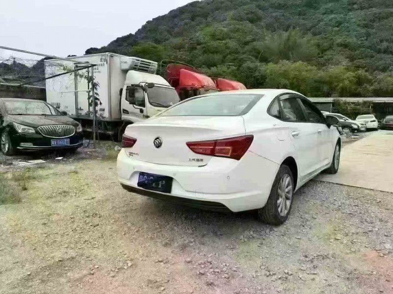 深圳19年别克威朗7