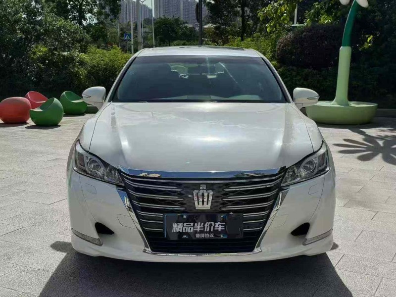 惠州17年丰田皇冠1