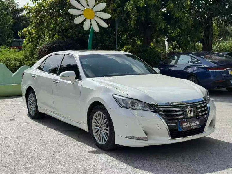 惠州17年丰田皇冠2