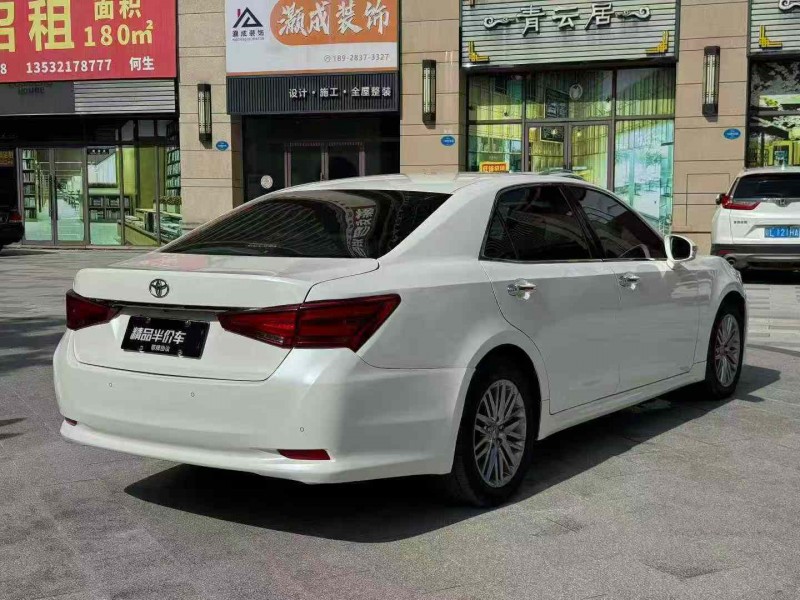 惠州17年丰田皇冠5