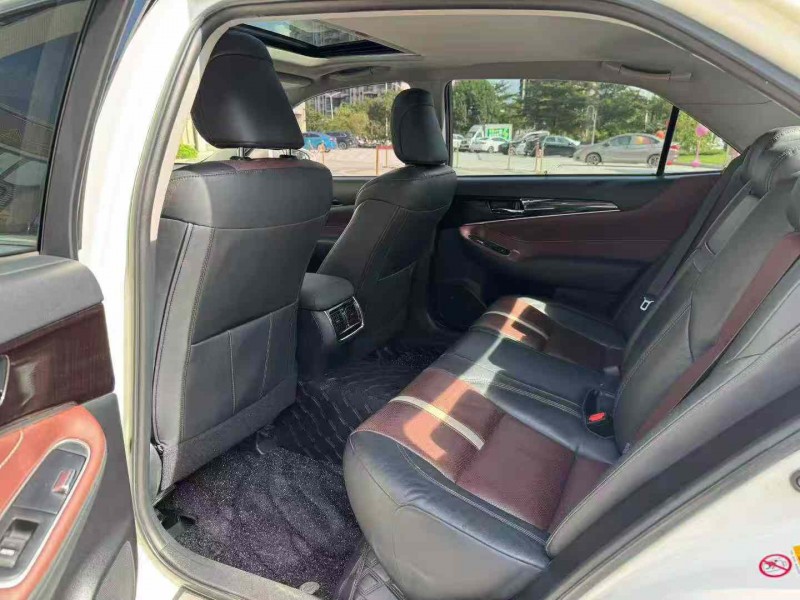 惠州17年丰田皇冠8