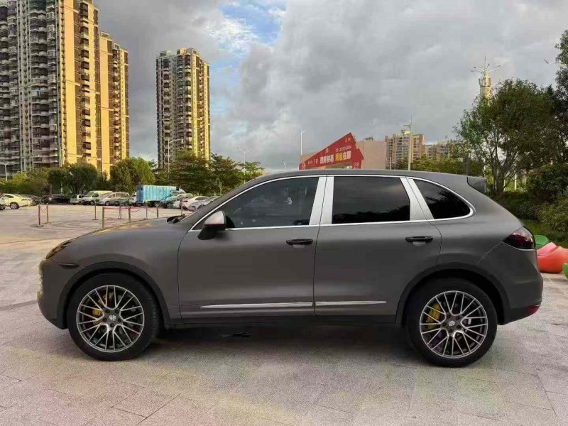 惠州12年保时捷卡宴6