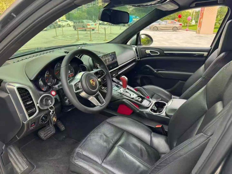 惠州12年保时捷卡宴7