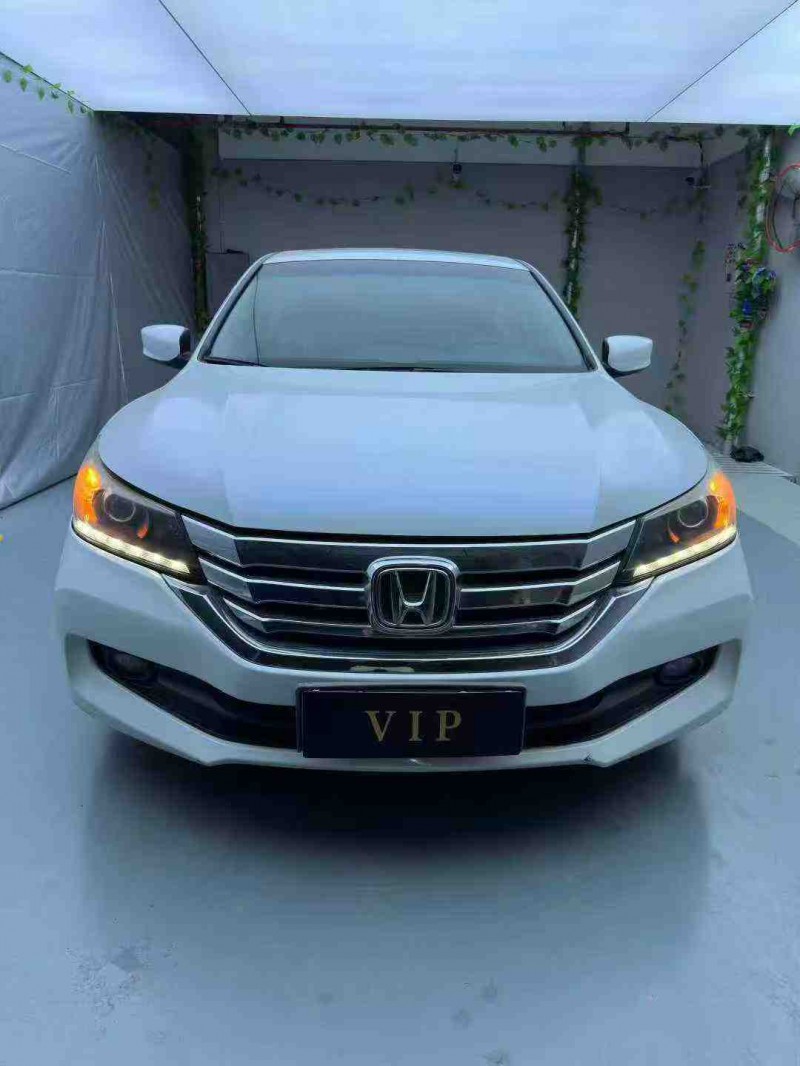 惠州14年本田雅阁1