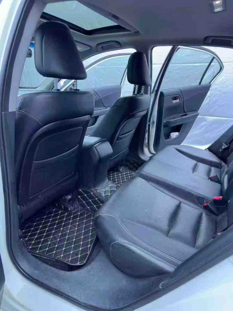 惠州14年本田雅阁6