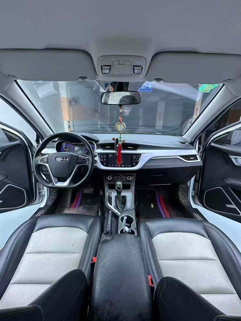 东莞20年吉利远景5