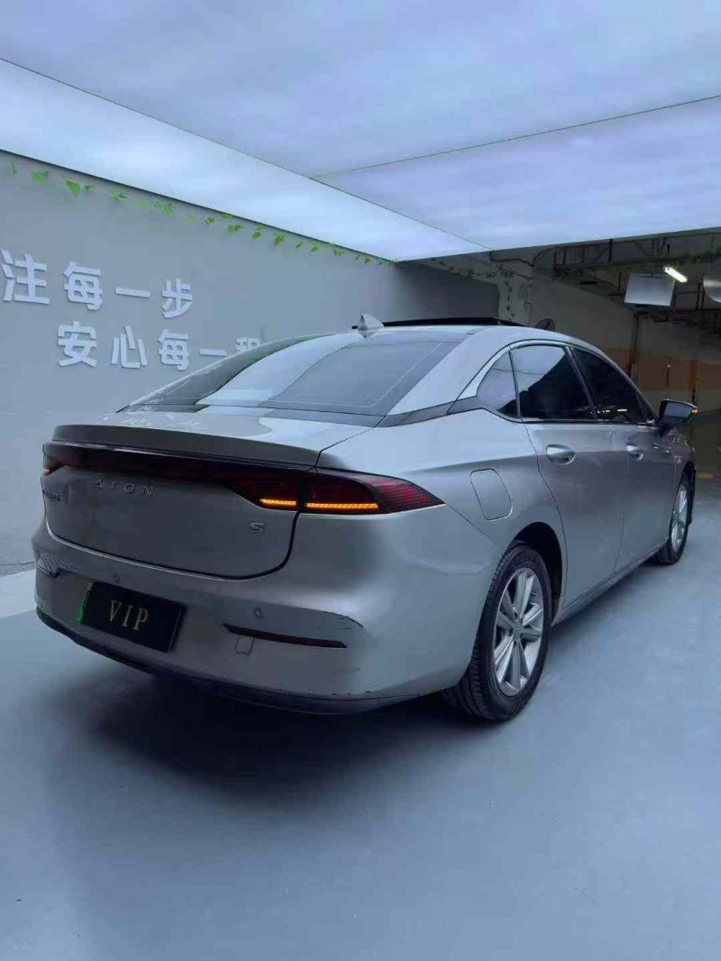 惠州22年传祺埃安S7