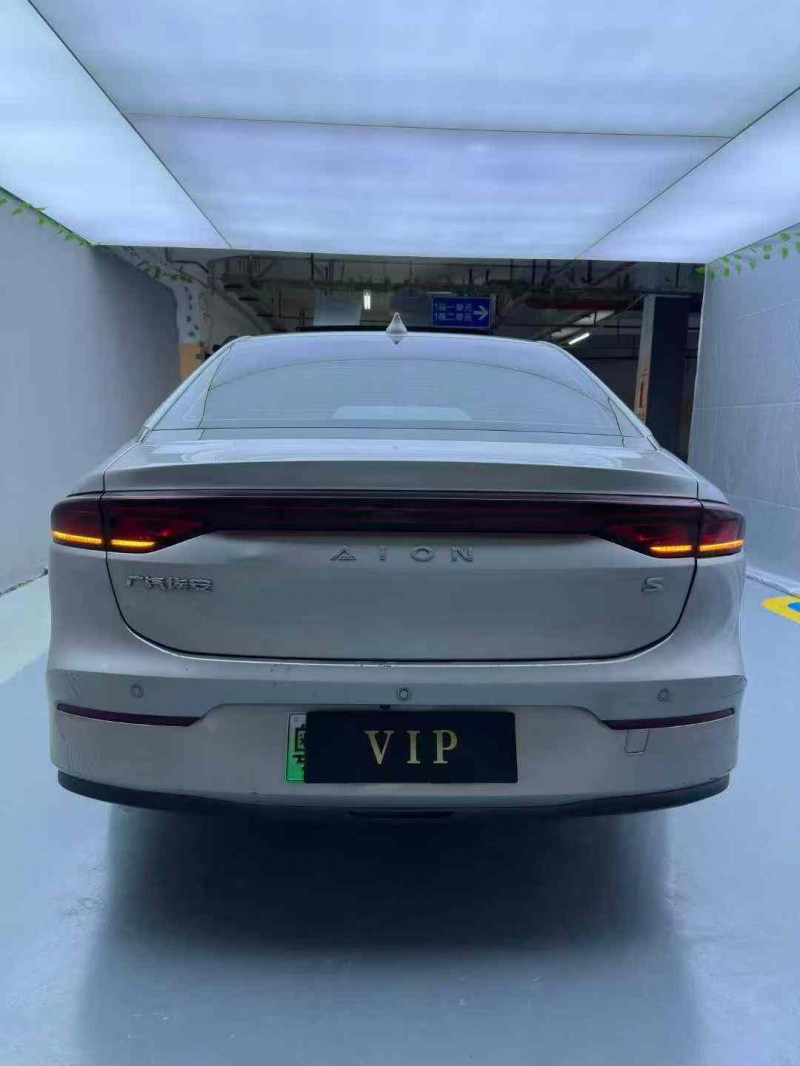 惠州22年传祺埃安S8