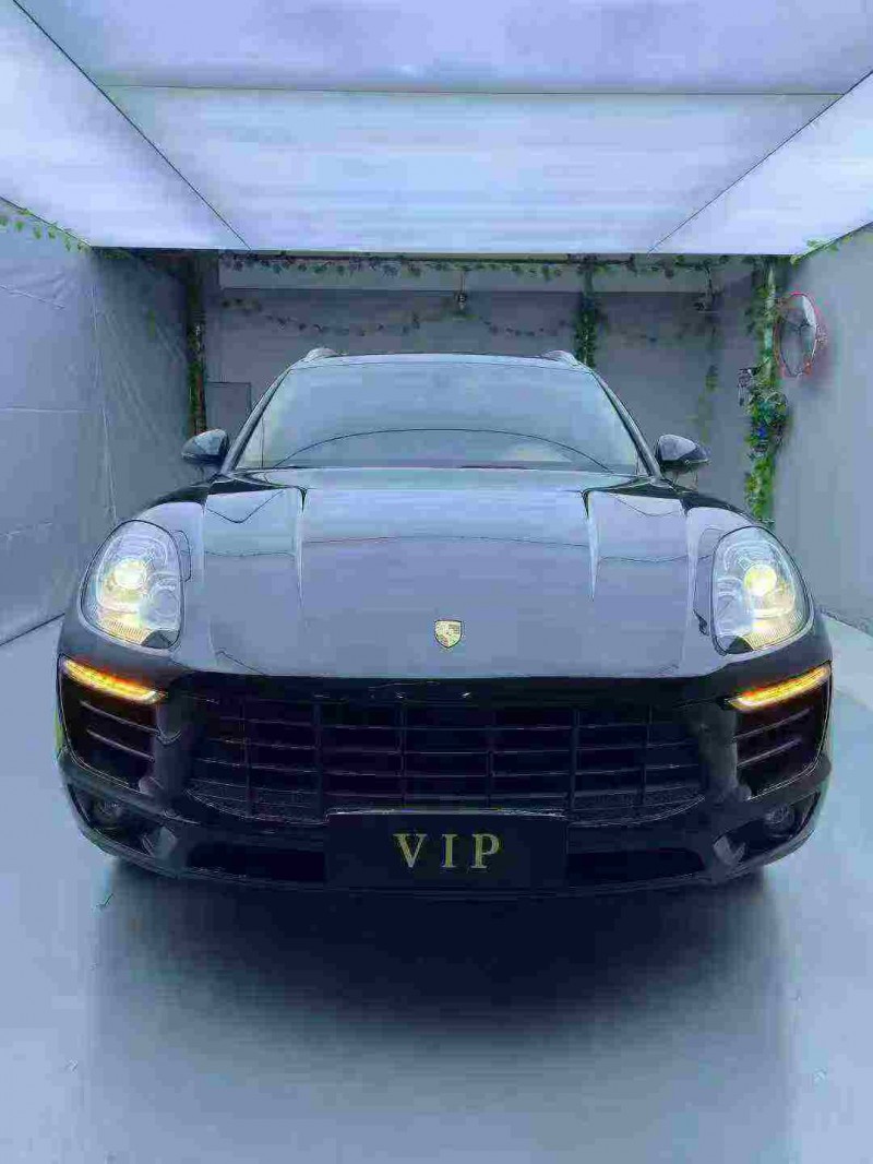 惠州15年保时捷Macan1