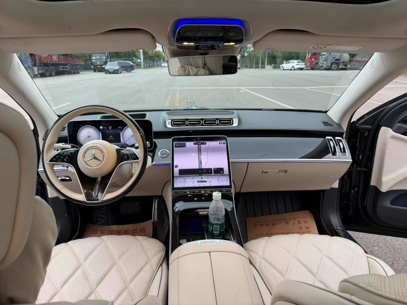 徐州23年奔驰迈巴赫S级5