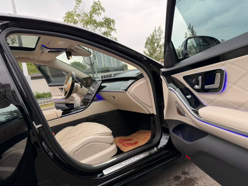 徐州23年奔驰迈巴赫S级6