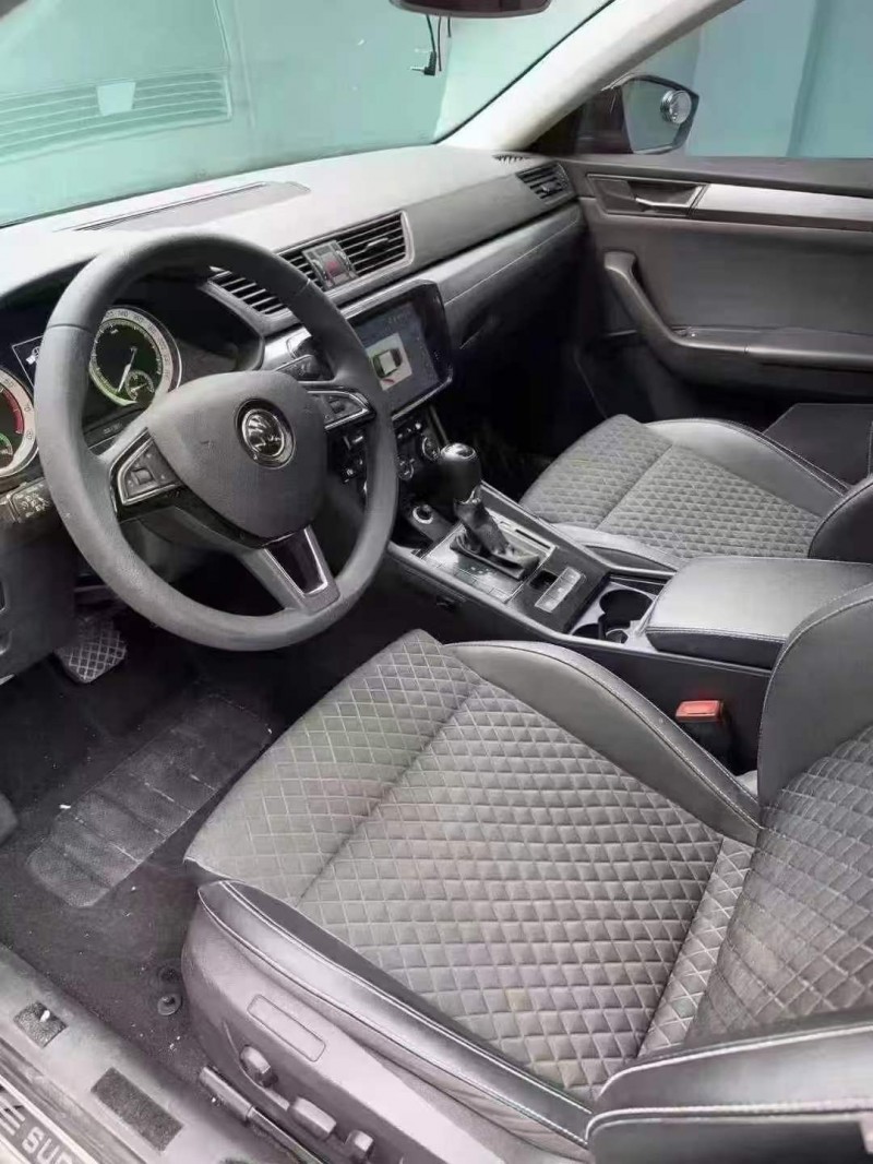 成都19年斯柯达速派4