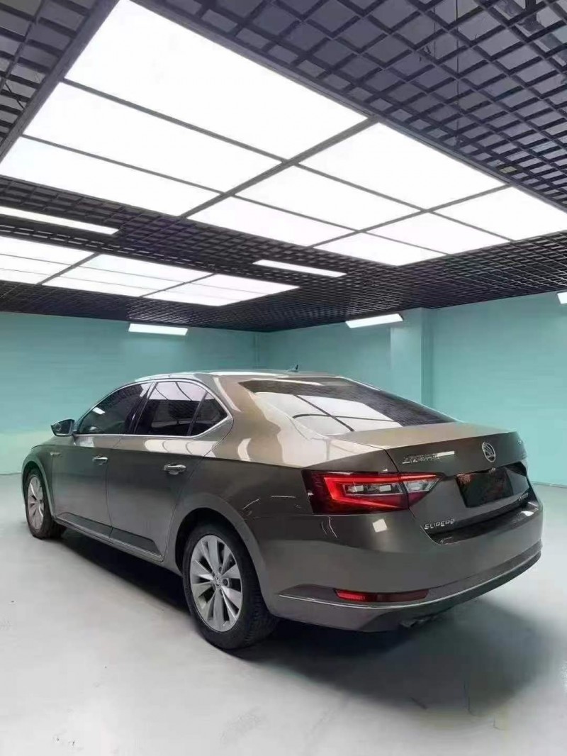 成都19年斯柯达速派7