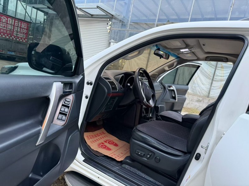 徐州14年丰田普拉多4