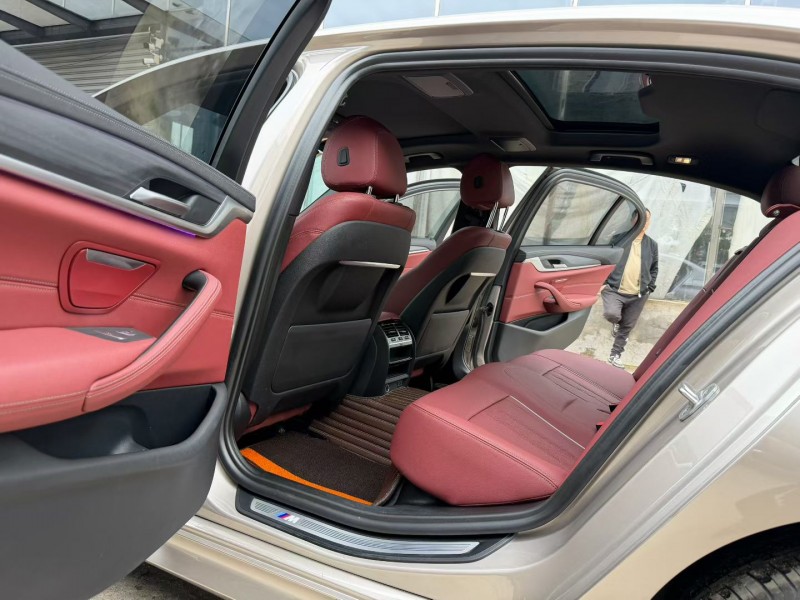 徐州21年宝马5系8