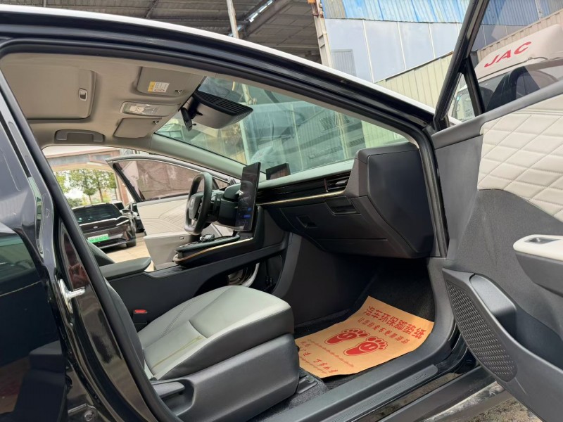 徐州24年丰田铂智6