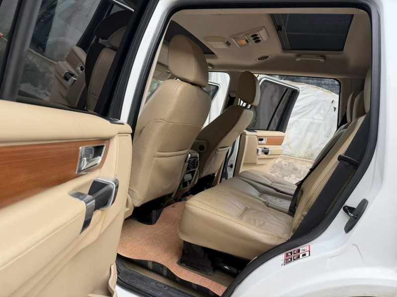 徐州12年路虎发现8