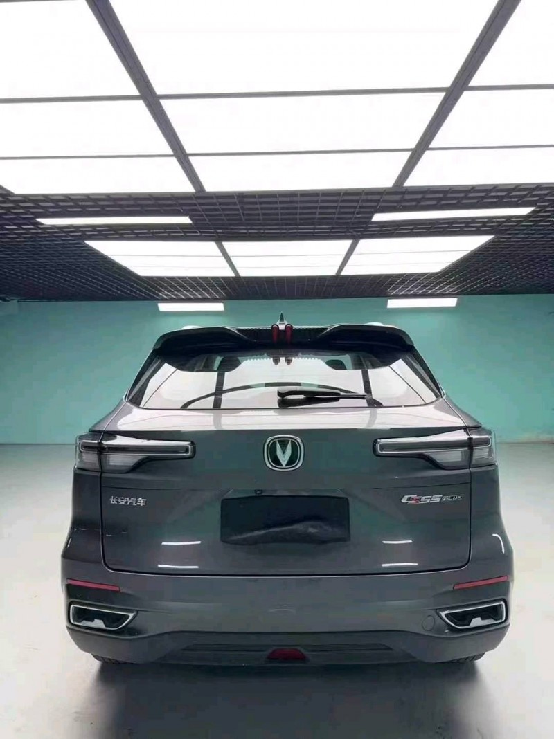 成都23年长安汽车CS558