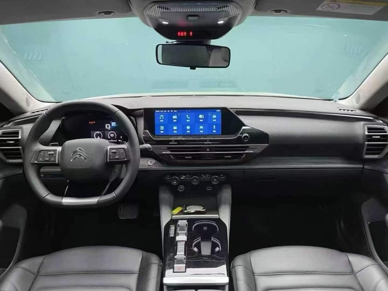 成都24年雪铁龙C55