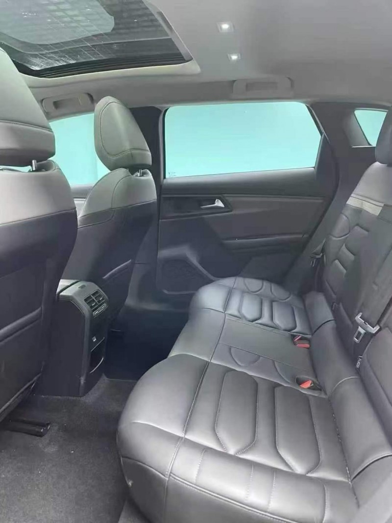 成都24年雪铁龙C56