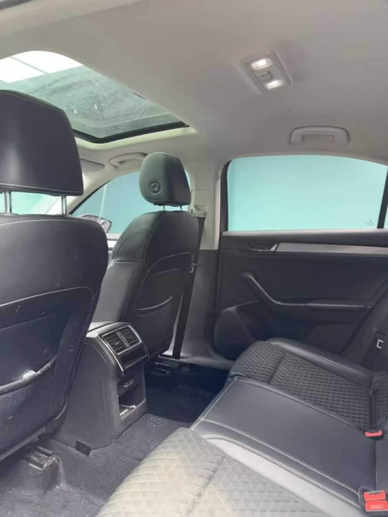 成都19年斯柯达速派6