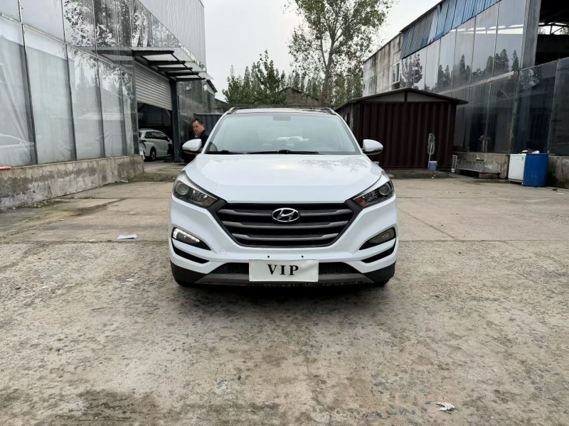 徐州16年现代途胜1