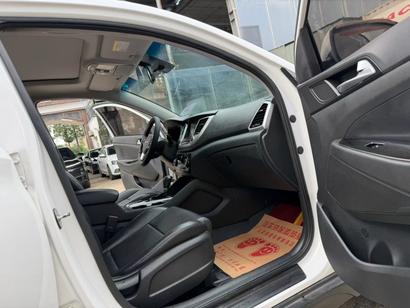 徐州16年现代途胜6