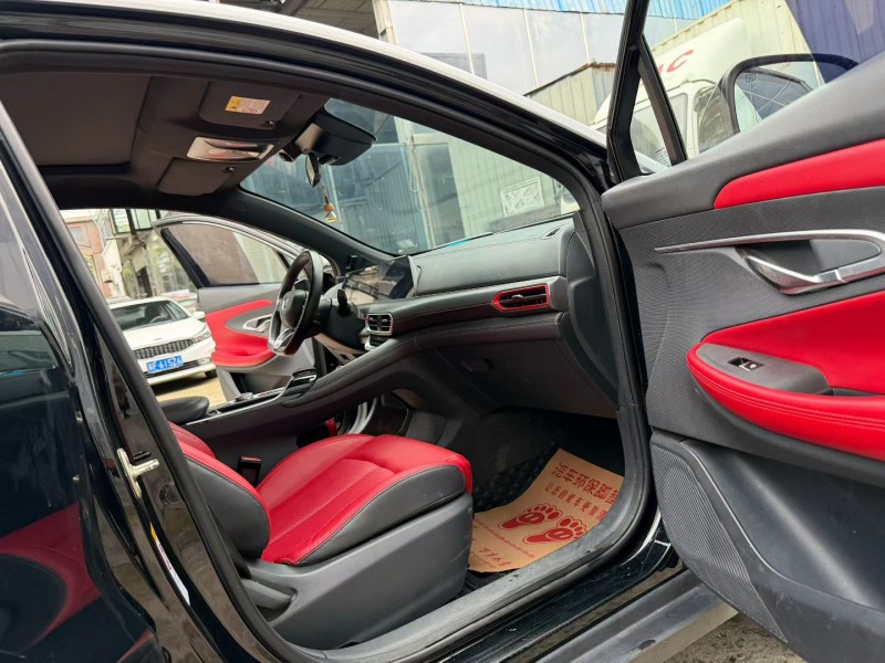 徐州20年长安汽车UNI6