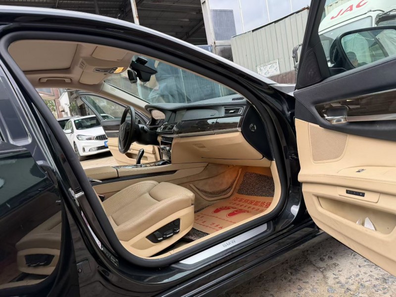 徐州13年宝马7系6