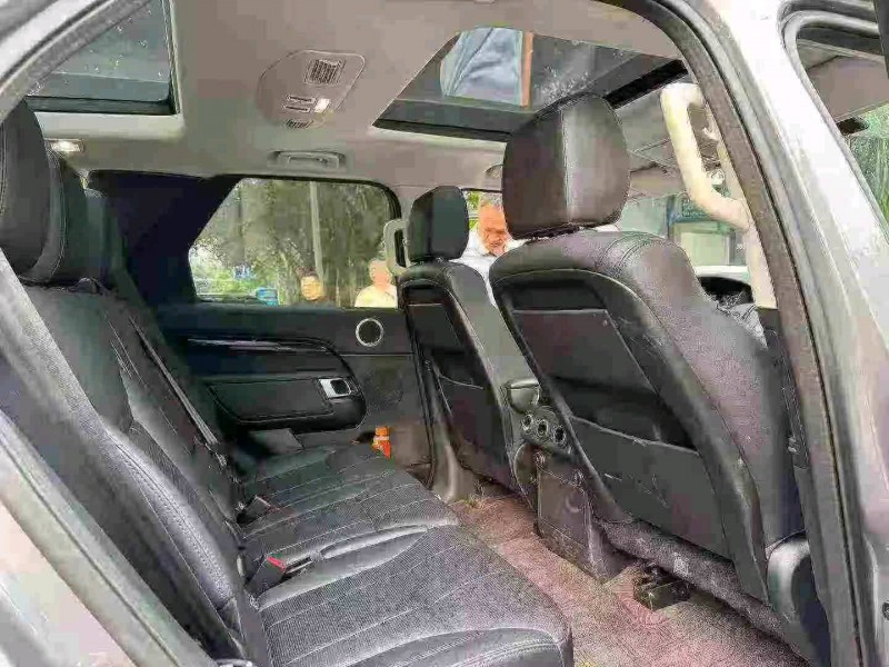 重庆20年路虎发现6