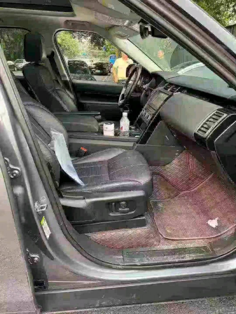 重庆20年路虎发现7