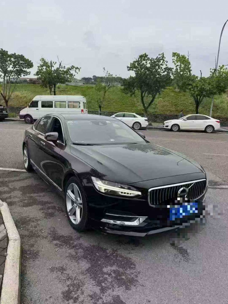 重庆18年沃尔沃S902