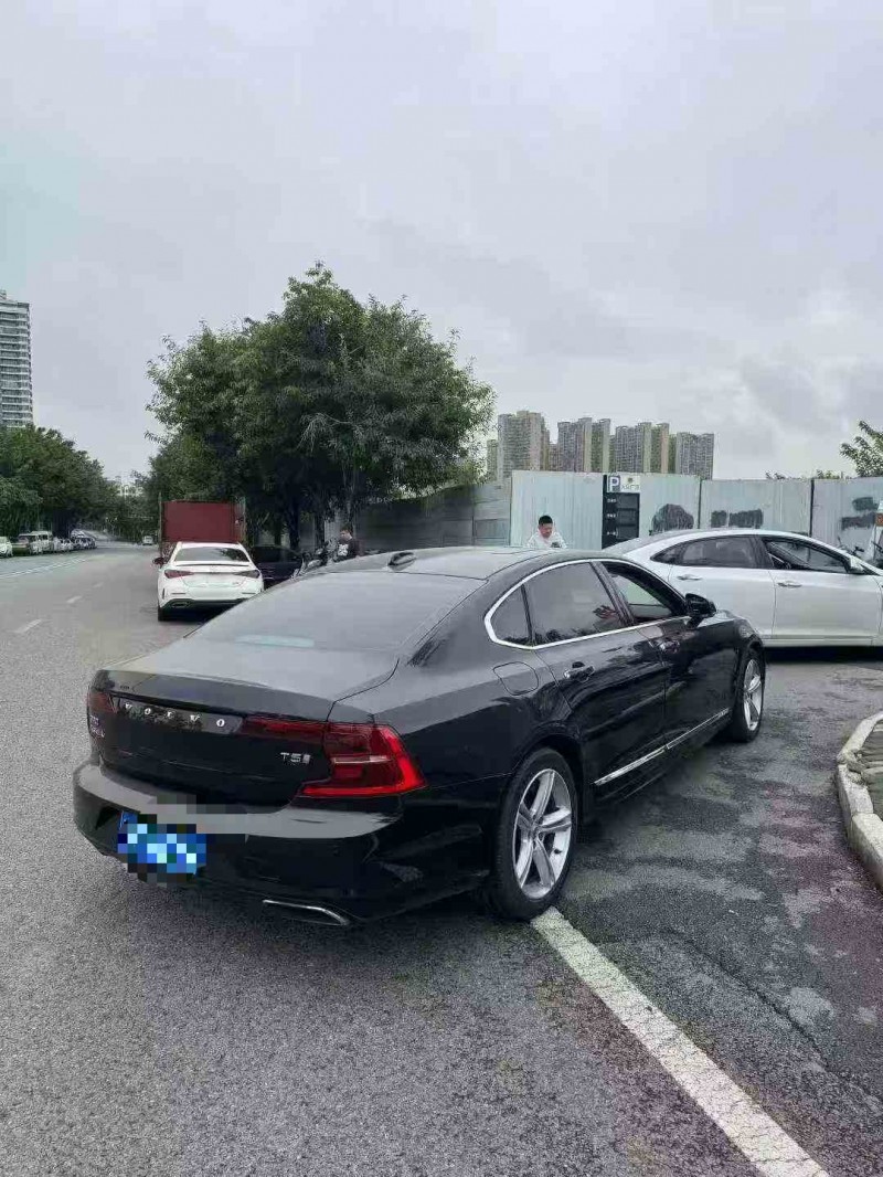 重庆18年沃尔沃S907