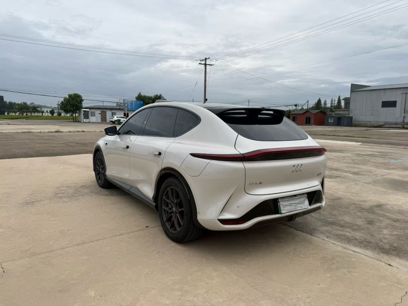 徐州25年智己LS72