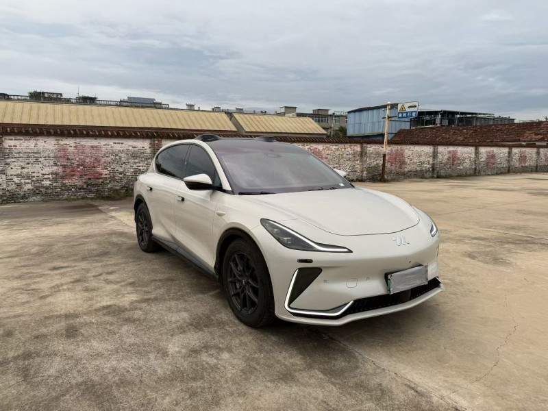 徐州25年智己LS76