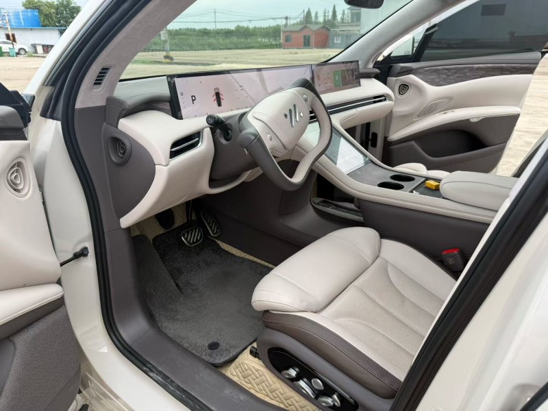 徐州25年智己LS77