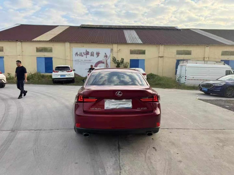 徐州14年雷克萨斯IS9