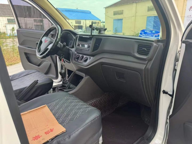 徐州23年五菱汽车宏光5