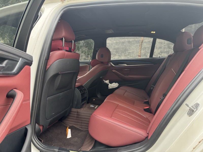 新乡21年宝马5系7