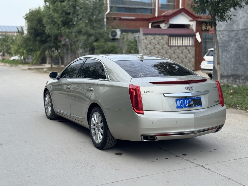 新乡17年凯迪拉克XTS4
