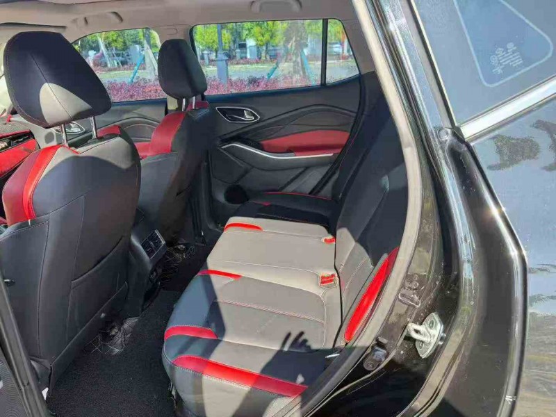 昆明22年江淮思皓4